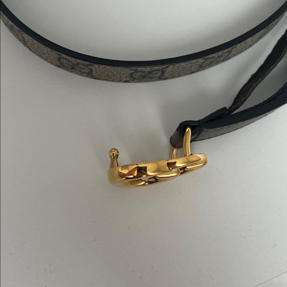 Small Gucci belt, only worn a handful of times! - Picture 5 of 8